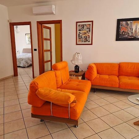 Officium Su Piazzetta Apartment Turin Ngoại thất bức ảnh